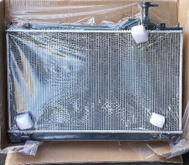 Радиатор охлаждения Митсубиси Аутлендер 3