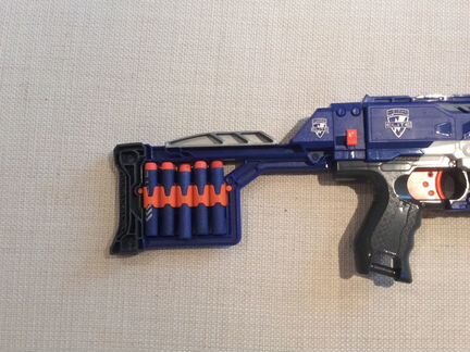 Nerf Stockade в идеальном состоянии - с батарейкам