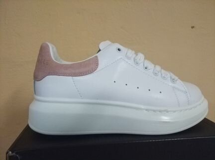Кроссовки женские Alexander McQueen