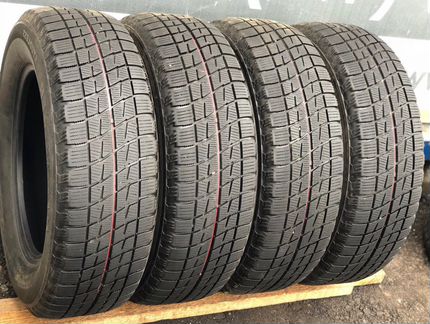 215 65 16 Bridgestone Ice Partner 98Q