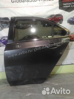Задняя левая дверь Honda accord 8