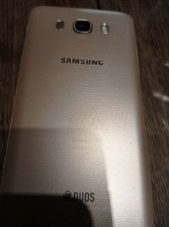Телефон Samsung J7 2016