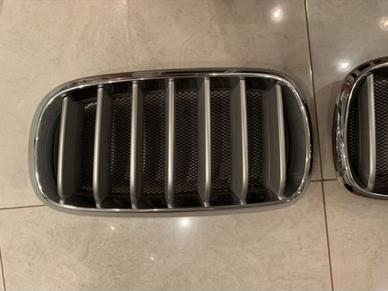 Решётка радиатора и накладки на зеркала BMW Х5 F15