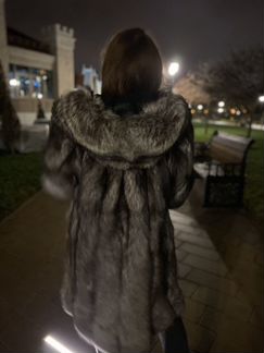 Шуба из чернобурки с капюшоном