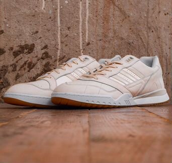 Кроссовки Adidas A.R. Trainer