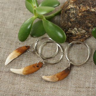 Брелок Клык волка, антик (в ассортименте)