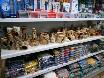 Декорации для аквариумов, террариумов, кл