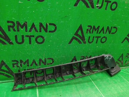 Кронштейн бампера задний левый Skoda Octavia A7