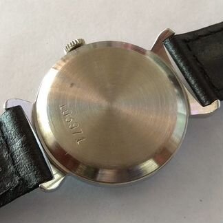 Часы Победа черные