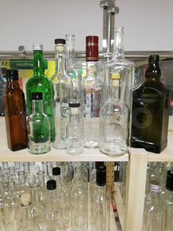 Бутылки, стеклотара для напитков и декора