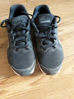 Кроссовки Nike детские. 31 р