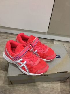 Кроссовки asics