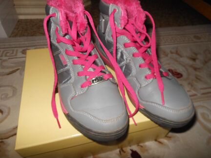 Кроссовки зимние