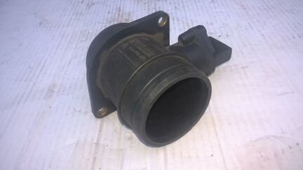 Расходомер воздуха 06A 906 461 A VW Бора 1999-2005