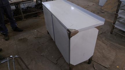 Шкафчики, стол-тумбы из нержавеющей стали