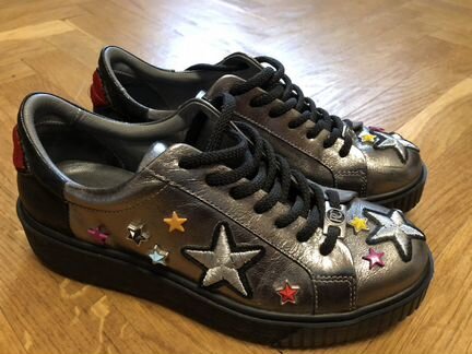 Женская обувь