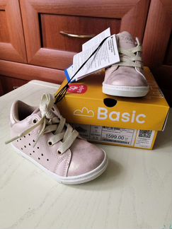 Новые кроссовки кеды полуботинки р. 23