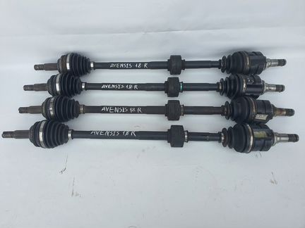 Привод передний правый Toyota Avensis (2) 1.8