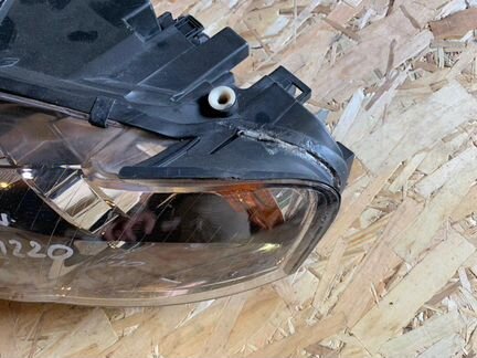 Фара Audi A4 B7 2007г
