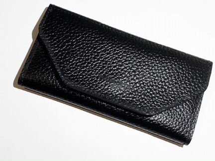Черный кошелек на кнопке из натуральной кожи