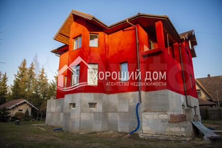 Дом 315 м² на участке 19 сот.