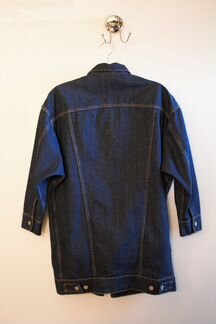 Темно-синяя джинсовка oversize Zara