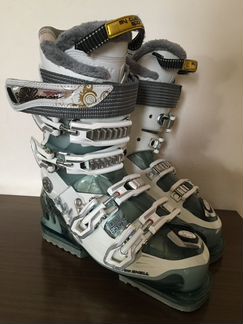 Горнолыжные женские ботинки