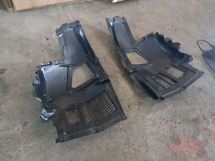 Подкрылок BMW 5 F10 F11 кожух колесный