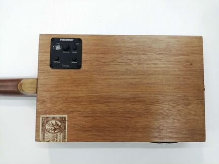 Настоящая cigar box guitar