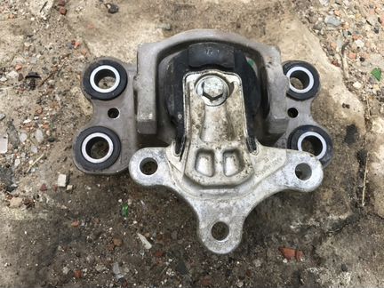 Volvo xc 60 V70 ford передние опоры двигателя