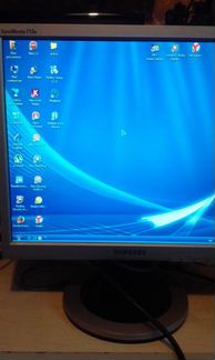 Монитор Samsung