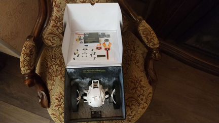 Parrot minidrones jumping night drone buzz