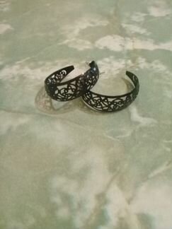 Серьги (три пары)