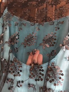 Платье с открытой спиной