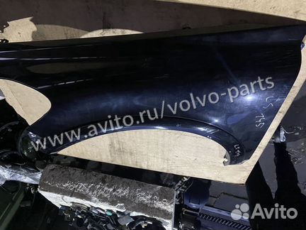Крыло переднее левое Черное Volvo C30 2010-2014