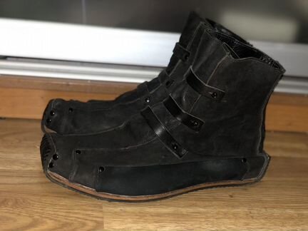 Шикарные дизайнерские ботинки cydwoq