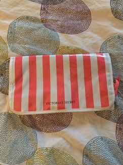 Дорожная косметичка Victoria’s Secret