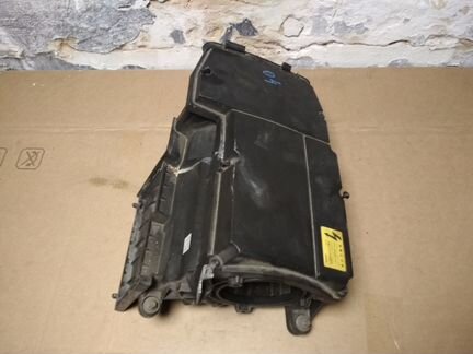 Корпус воздушного фильтра Mercedes 203 OM271