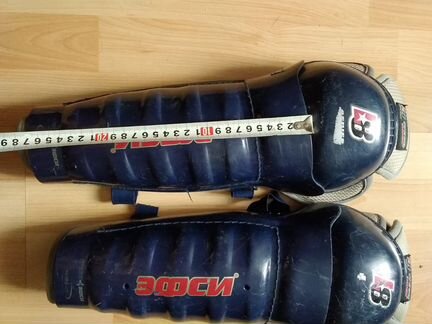 Защита для голени хоккей б/у