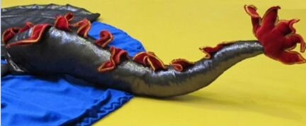 Новый карнавальный костюм голова Дракона бархат