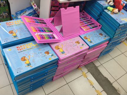 Оптом набор для рисования 208 предметов. 5/95