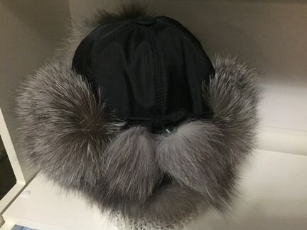 Шапка с чернобуркой