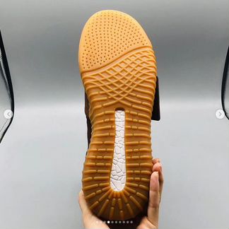 Кроссовки adidas новые