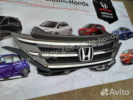 Решетка радиатора Honda CR-V 4 Новая Не оригинал