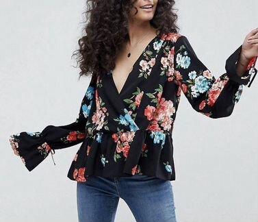 Блуза нарядная