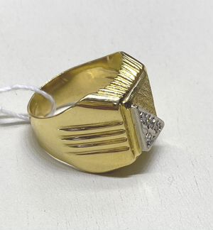 Золотая советская Печатка 750 с бриллиантами р 19