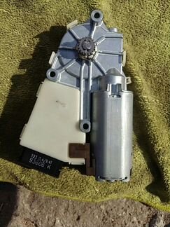 Мотор антикрыла Bentley