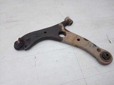 Рычаг нижний левый Vortex Tingo T11 SQR481FC 2011