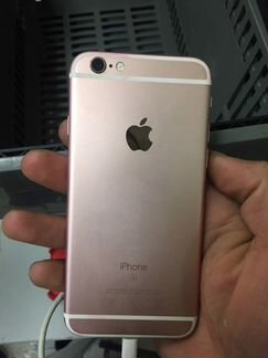 Телефон iPhone