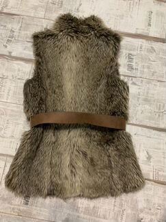 Жилетка меховая Bershka S 42-44